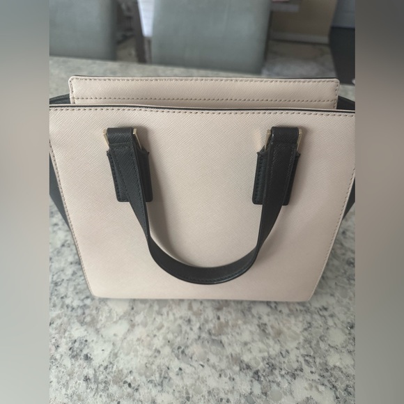 Kate Spade Black and Cream Tote Set includes Wallet - Picture 9 of 10